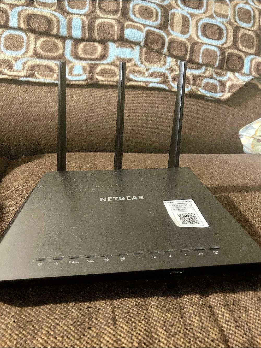 NETGEAR Nighthawk AC2300 Smart WiFi Router AC2300 Wireless Router Black
